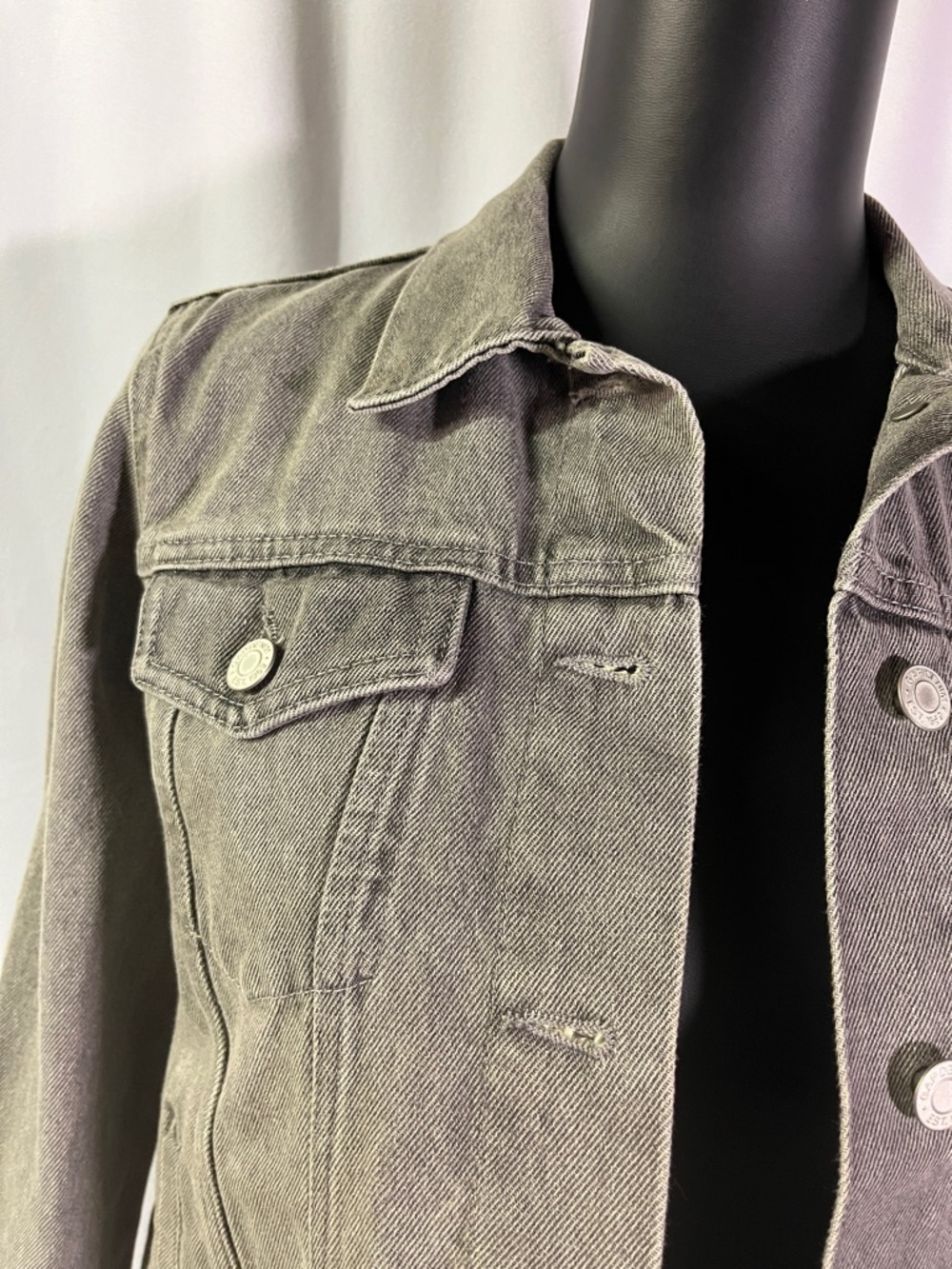 Gap Washed Grey Icon Cropped Denim Jacket - Picture 5 of 16
